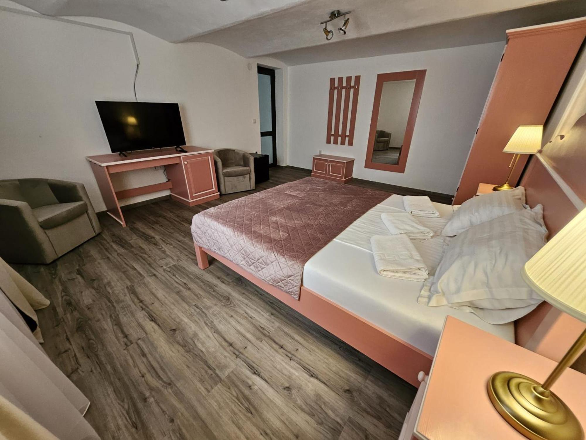 Casa Raduly - Apartament Demisol سيبيو المظهر الخارجي الصورة